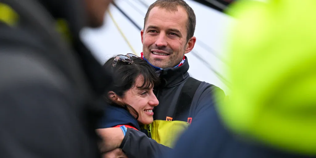LES SABLES D'OLONNE, FRANCE - 10 NOVEMBRE 2024 : Les 40 concurrents IMOCA sont photographiés avant la ligne de départ de la 10ème édition du Vendée Globe, le 10 novembre 2024 aux Sables d'Olonne, France. (Photo par Vincent Curutchet / Alea)