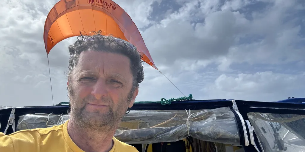 RACE, JANUARY 30, 2025 : Photo sent from the boat La Mie Caline during the Vendee Globe sailing race on January 30, 2025. (Photo by skipper Arnaud Boissières)
Dismasted boat is using a LibertyKite