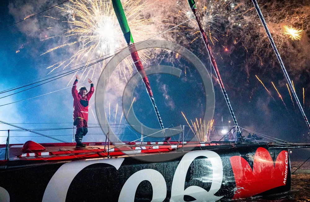 Maitre Coq, skipper Yannick Bestaven (FRA), est photographié lors de l'arrivée du Vendée Globe, le 28 janvier 2021. 