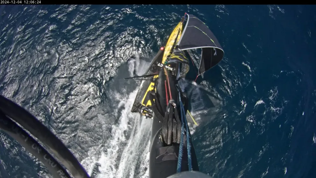 COURSE, 04 DÉCEMBRE 2024 : Photo envoyée depuis le bateau Hublot lors de la course à la voile du Vendée Globe le 04 décembre 2024. (Photo du skipper Alan Roura)