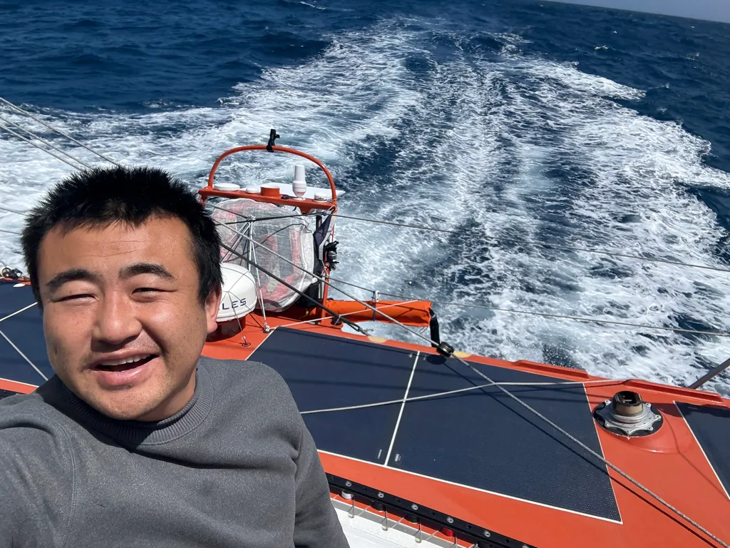 CARRERA, 20 DE DICIEMBRE DE 2024: Foto enviada desde el barco Singchain Team Haikou durante la regata Vendée Globe el 20 de diciembre de 2024. (Foto del patrón Jingkun Xu)