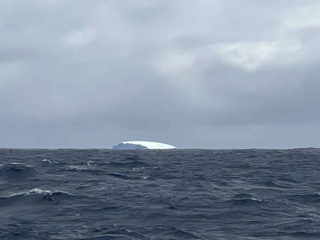 RACE, JANUARY 01, 2024 : Photo sent from the boat FOUSSIER during the Vendee Globe sailing race on January 01, 2024. (Photo by skipper Sébastien Marsset)
iceberg