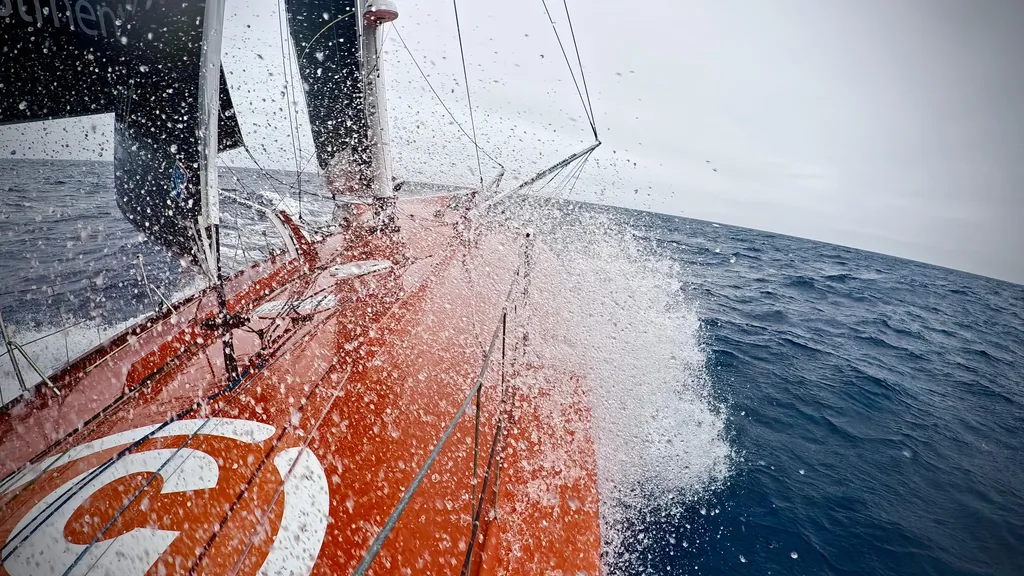 COURSE, 07 JANVIER 2024 : Photo envoyée depuis le bateau Singchain Team Haikou lors de la course à la voile du Vendée Globe le 07 janvier 2024. (Photo du skipper Jingkun Xu)