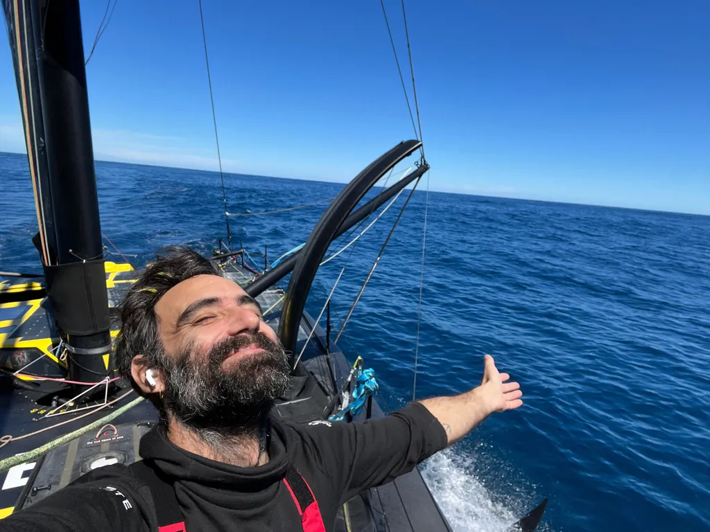 COURSE, 08 JANVIER 2025 : Photo envoyée depuis le bateau Hublot lors de la course à la voile du Vendée Globe le 08 janvier 2025. (Photo du skipper Alan Roura)