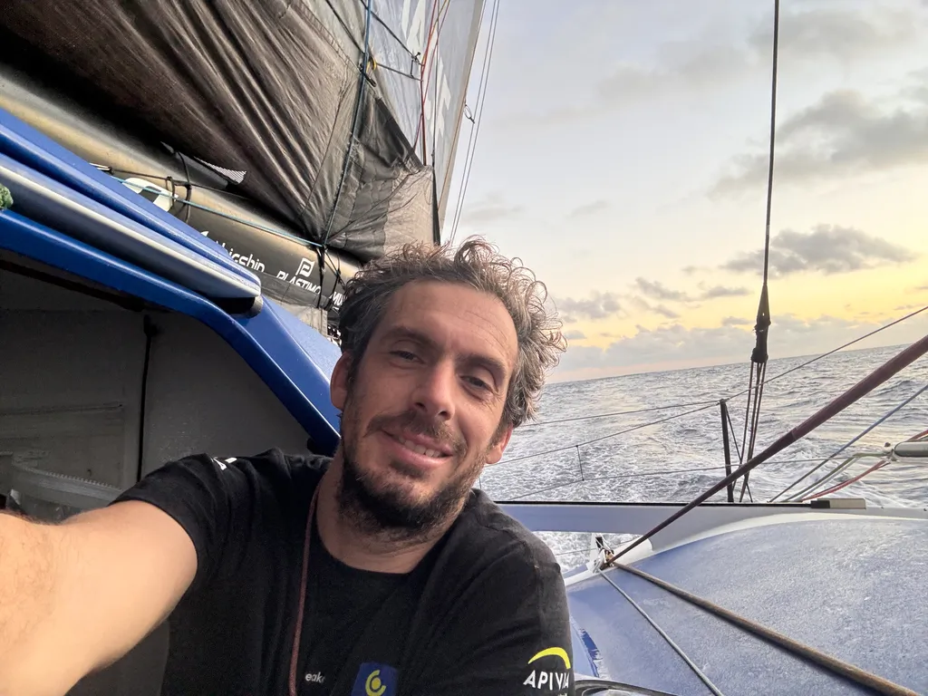 COURSE, 09 JANVIER 2025 : Photo envoyée depuis le bateau MACIF Santé Prévoyance lors de la course à la voile du Vendée Globe le 09 janvier 2025. (Photo du skipper Charlie Dalin)