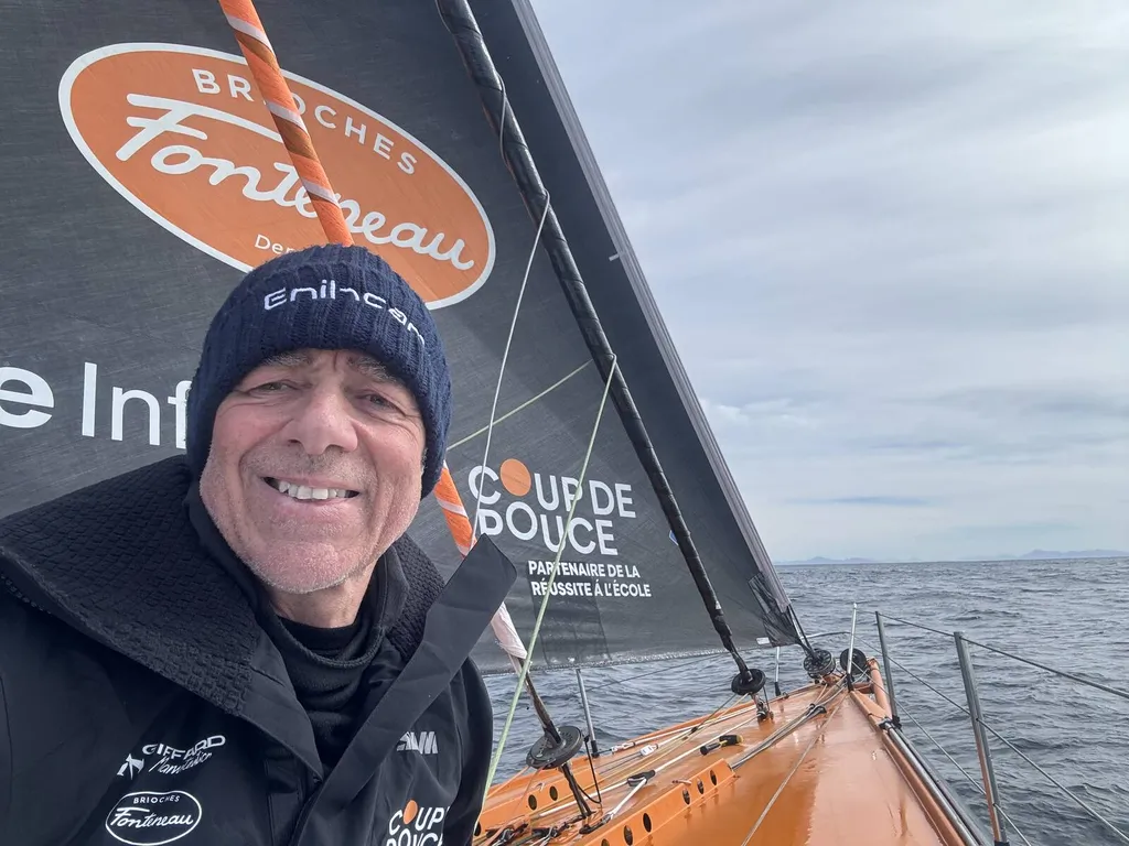 COURSE, 21 JANVIER 2025 : Photo envoyée depuis le bateau Coup de Pouce lors de la course à la voile du Vendée Globe le 21 janvier 2025. (Photo du skipper Manuel Cousin) Côte chilienne