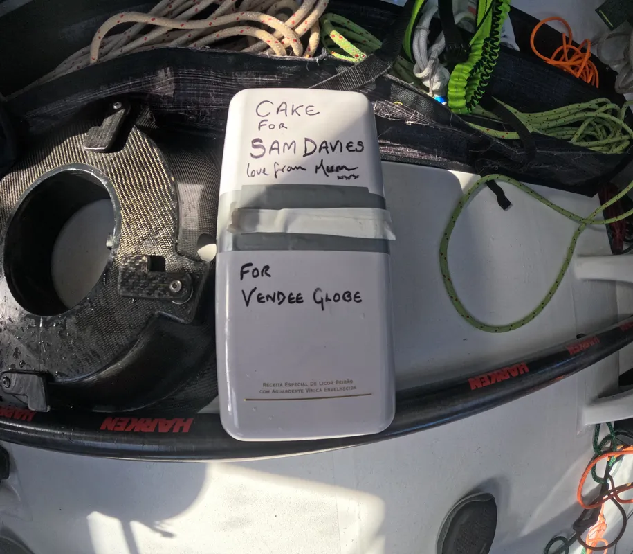 LE 15 NOVEMBRE 2024 : Photo envoyée depuis le bateau HOLCIM - PRB lors de la course à la voile du Vendée Globe le 15 novembre 2024. (Photo du skipper Nicolas Lunven)