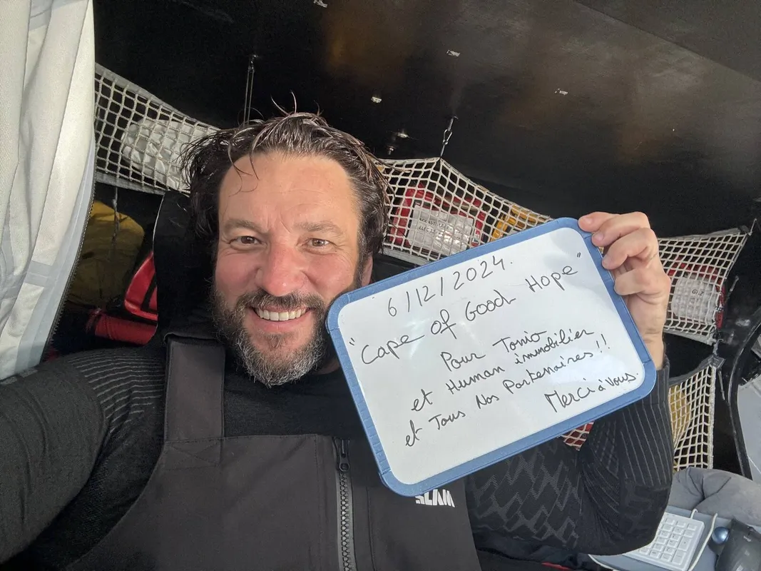 COURSE, 06 DÉCEMBRE 2024 : Photo envoyée depuis le bateau HUMAN Immobilier lors de la course à la voile du Vendée Globe le 06 décembre 2024. (Photo du skipper Antoine Cornic) Cap de Bonne Espérance