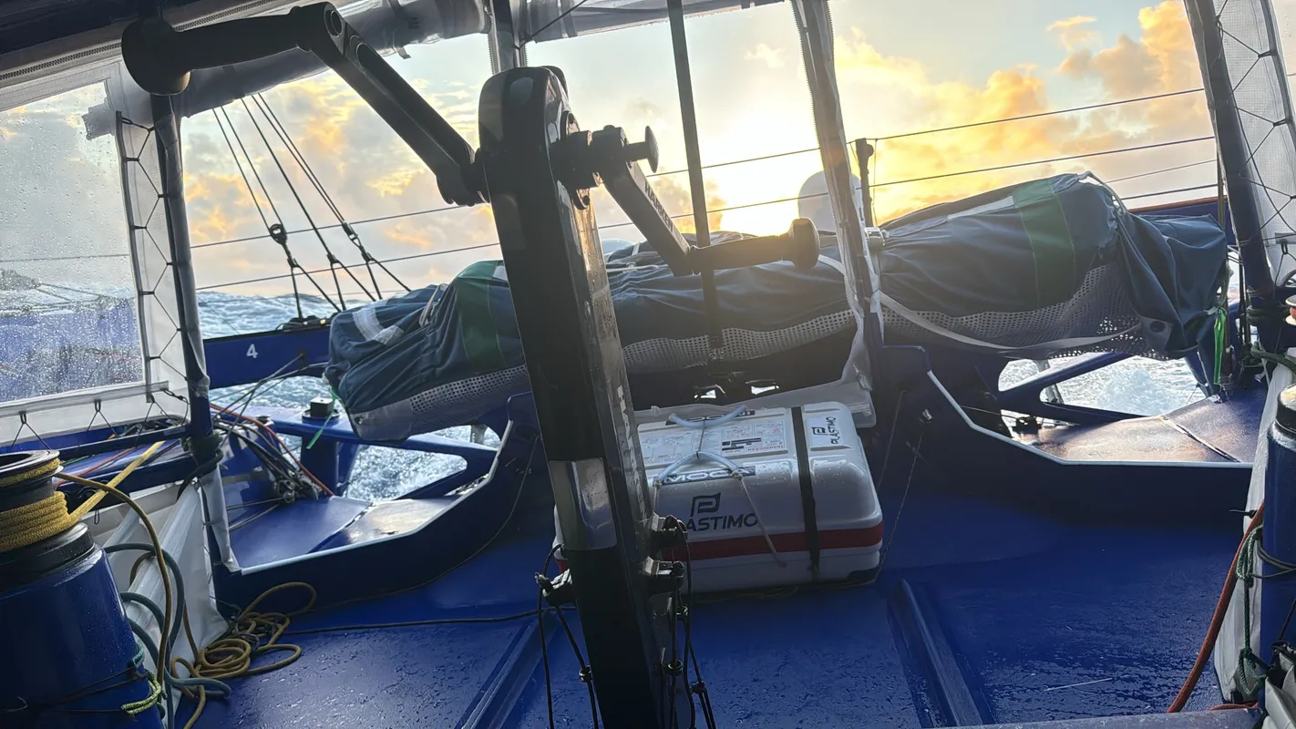 11 DÉCEMBRE 2024 : Photo envoyée depuis le bateau STAND AS ONE - Altavia lors de la course à la voile du Vendée Globe le 11 décembre 2024. (Photo du skipper Eric Bellion)