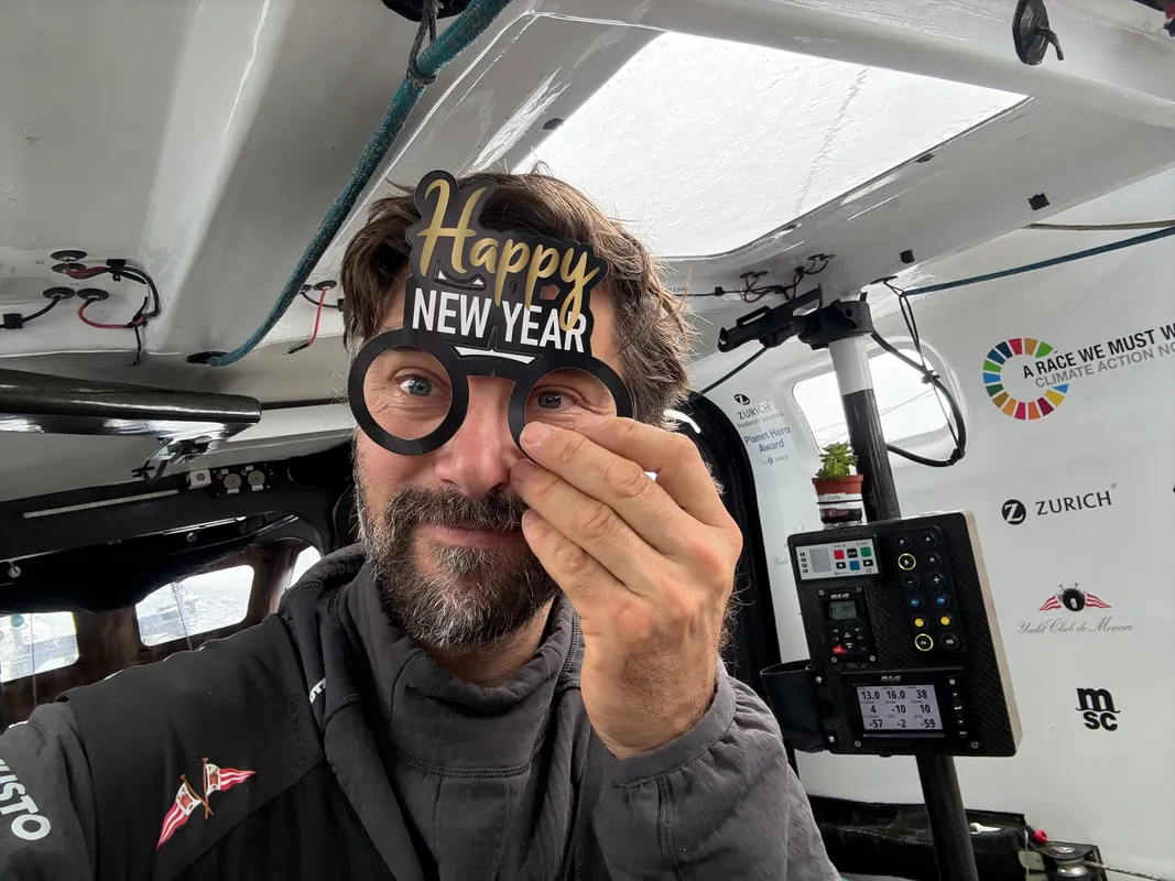 LE 31 DÉCEMBRE 2024 : Photo envoyée depuis le bateau Malizia - Seaexplorer lors de la course à la voile du Vendée Globe le 31 décembre 2024. (Photo du skipper Boris Herrmann) Bonne année !