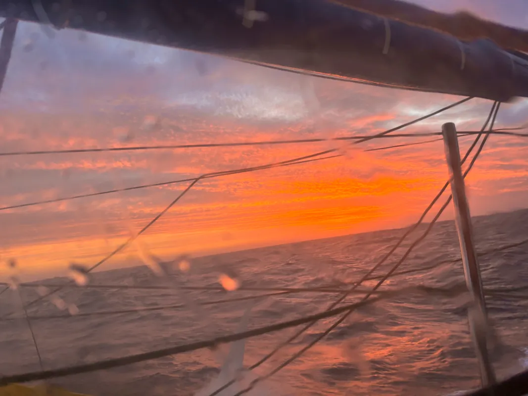 COURSE, 11 JANVIER 2025 : Photo envoyée depuis le bateau La Mie Caline lors de la course à la voile du Vendée Globe le 11 janvier 2025. (Photo du skipper Arnaud Boissières)