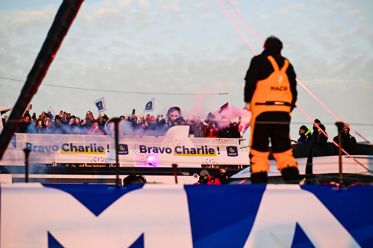 Les félicitations de toute la flotte