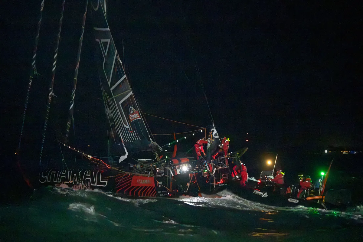 LES SABLES D'OLONNE, FRANCE - 24 JANVIER 2025 : Jérémie Beyou (FRA), skipper de Charal, est photographié après avoir pris la 4e place du Vendée Globe, le 24 janvier 2025 aux Sables d'Olonne, France - (Photo by Olivier Blanchet / Alea)