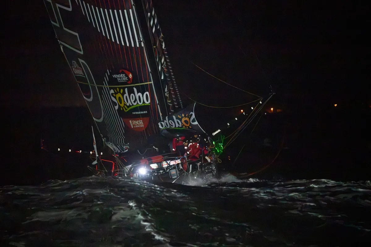 LES SABLES D'OLONNE, FRANCE - 24 JANVIER 2025 : Jérémie Beyou (FRA), skipper de Charal, est photographié après avoir pris la 4e place du Vendée Globe, le 24 janvier 2025 aux Sables d'Olonne, France - (Photo by Olivier Blanchet / Alea)