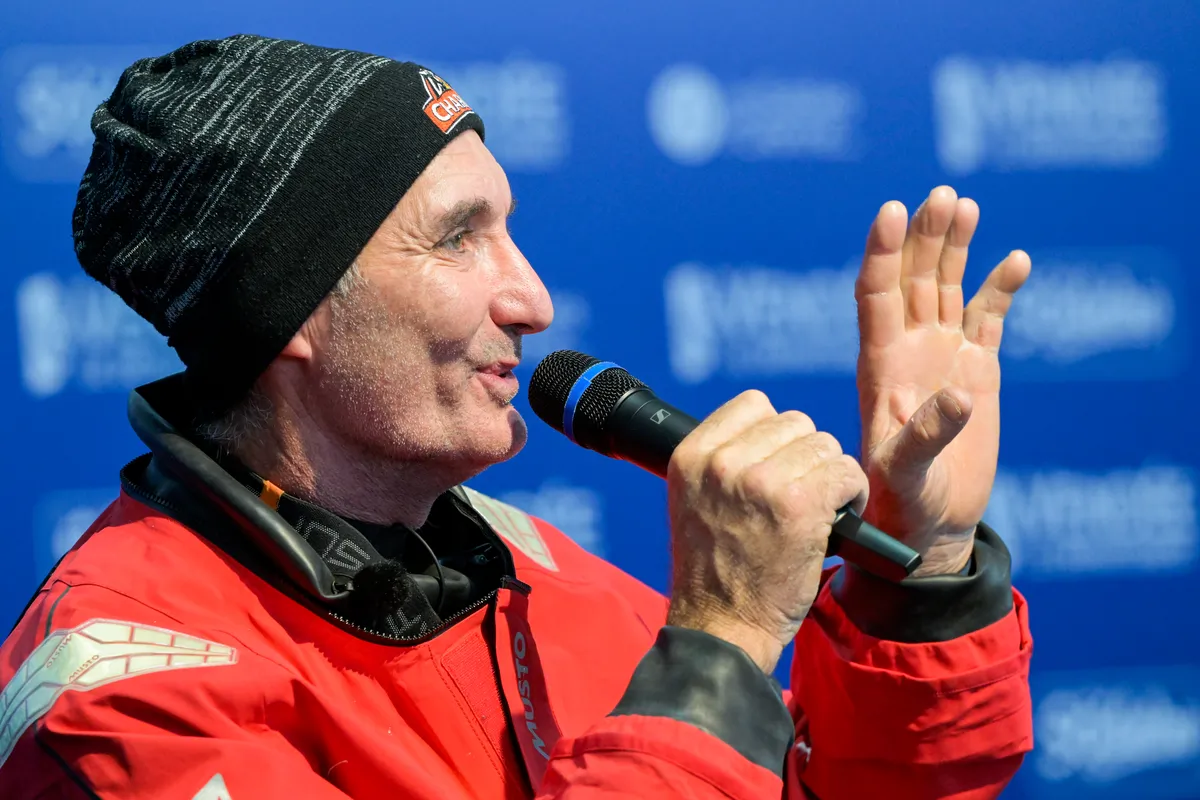 LES SABLES D'OLONNE, FRANCE - 24 JANVIER 2025 : Jérémie Beyou (FRA), skipper de Charal, est photographié sur scène après avoir pris la 4e place du Vendée Globe, le 24 janvier 2025 aux Sables d'Olonne, France - (Photo by Olivier Blanchet / Alea)