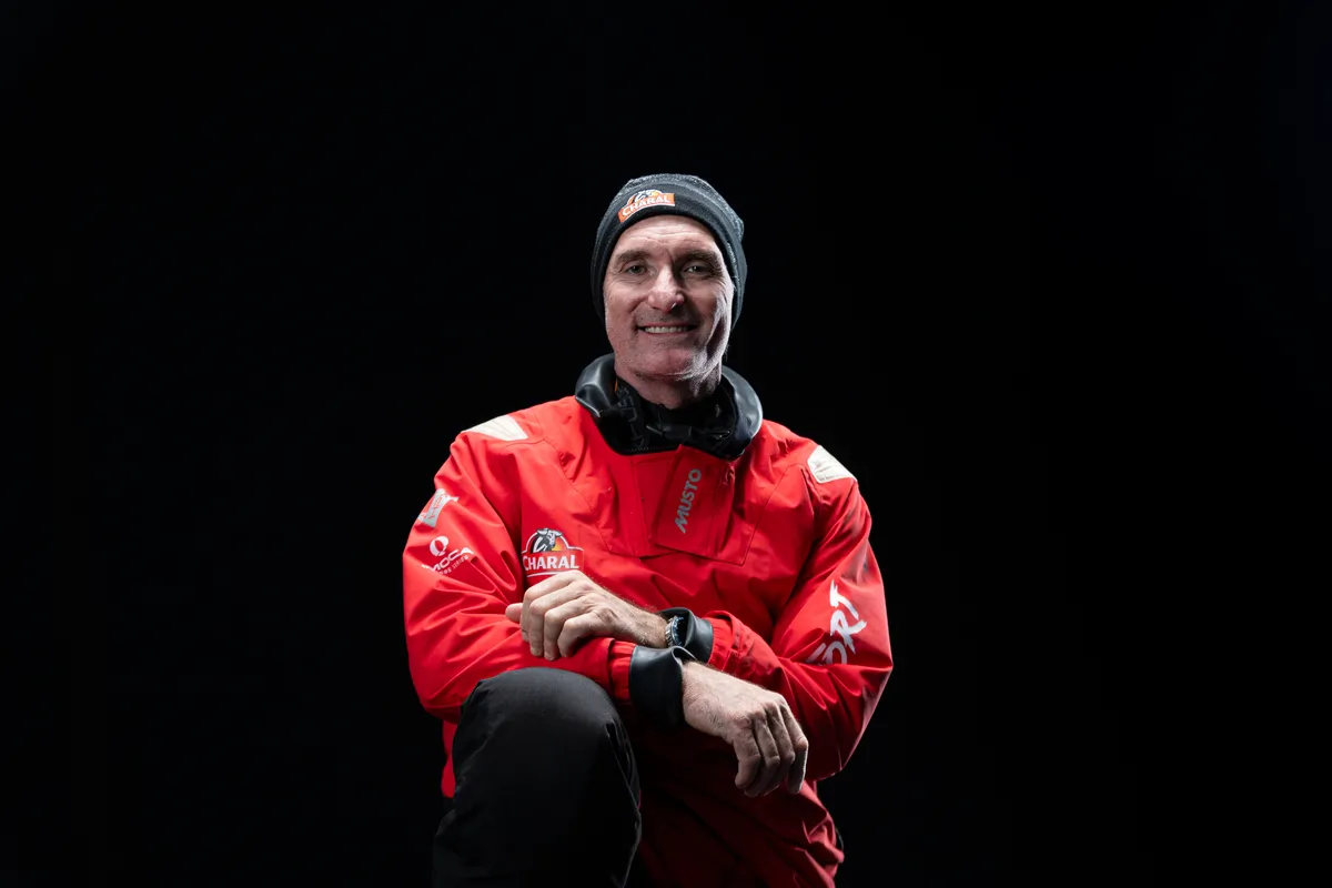 LES SABLES D'OLONNE, FRANCE - 24 JANVIER 2025 : Jérémie Beyou (FRA), skipper de Charal, est photographié en studio après avoir pris la 4e place du Vendée Globe, le 24 janvier 2025 aux Sables d'Olonne, France - (Photo by LloydImages / Alea)