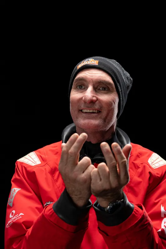 LES SABLES D'OLONNE, FRANCE - 24 JANVIER 2025 : Jérémie Beyou (FRA), skipper de Charal, est photographié en studio après avoir pris la 4e place du Vendée Globe, le 24 janvier 2025 aux Sables d'Olonne, France - (Photo by LloydImages / Alea)