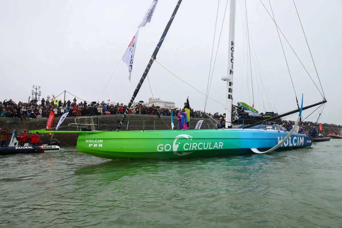 LES SABLES D'OLONNE, FRANCE - JANUARY 25, 2025 : HOLCIM - PRB skipper Nicolas Lunven (FRA) is celebrating in the channel after taking 6th place in the Vendee Globe, on January 25, 2025 in Les Sables d'Olonne, France - (Photo by LloydImages / Alea)