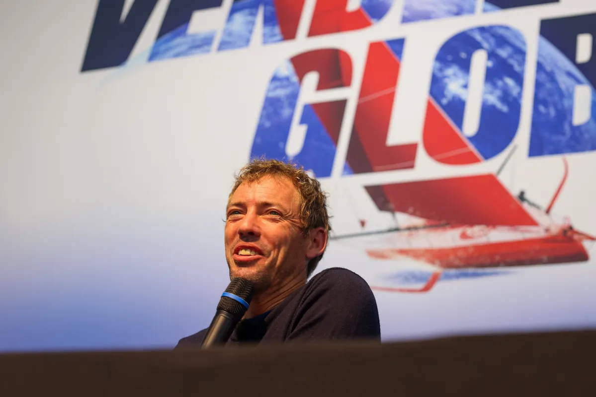 LES SABLES D'OLONNE, FRANCE - 25 JANVIER 2025 : Thomas Ruyant (FRA), skipper de VULNERABLE, est photographié lors de sa conférence de presse après avoir pris la 7e place du Vendée Globe, le 25 janvier 2025 aux Sables d'Olonne, France - (Photo by / Alea)