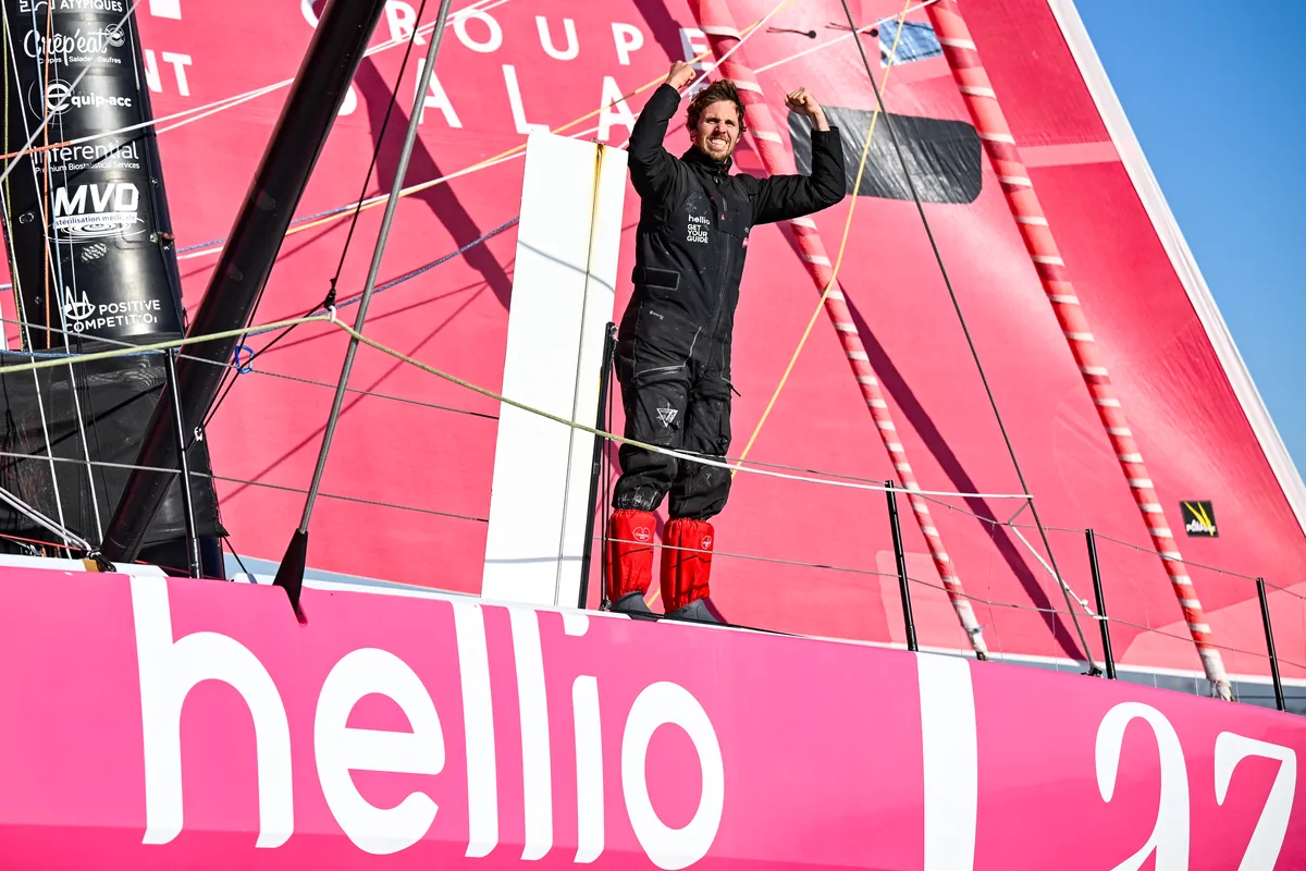 LES SABLES D'OLONNE, FRANCE - 03 FEVRIER 2025 : Tanguy Le Turquais (FRA), skipper de Lazare, est photographié après avoir pris la 17e place du Vendée Globe, le 03 février 2025 aux Sables d'Olonne, France - (Photo by Jean-Louis Carli / Alea)