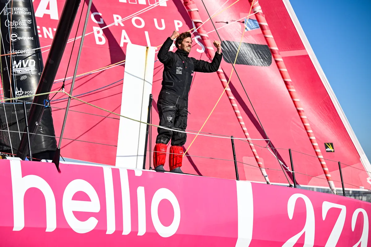 LES SABLES D'OLONNE, FRANCE - 03 FEVRIER 2025 : Tanguy Le Turquais (FRA), skipper de Lazare, est photographié après avoir pris la 17e place du Vendée Globe, le 03 février 2025 aux Sables d'Olonne, France - (Photo by Jean-Louis Carli / Alea)