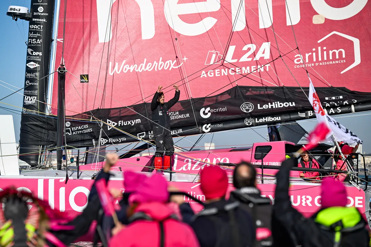 LES SABLES D'OLONNE, FRANCE - 03 FEVRIER 2025 : Tanguy Le Turquais (FRA), skipper de Lazare, est photographié après avoir pris la 17e place du Vendée Globe, le 03 février 2025 aux Sables d'Olonne, France - (Photo by Jean-Louis Carli / Alea)