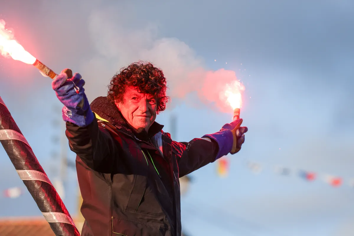 LES SABLES D'OLONNE, FRANCE - 04 FEVRIER 2025 : Tout Commence en Finistère - Le skipper d'Armor Lux Jean le Cam (FRA) est photographié après avoir pris la 20ème place du Vendée Globe, le 04 février 2025 aux Sables d'Olonne, France - (Photo by Jean-Marie Liot / Alea)