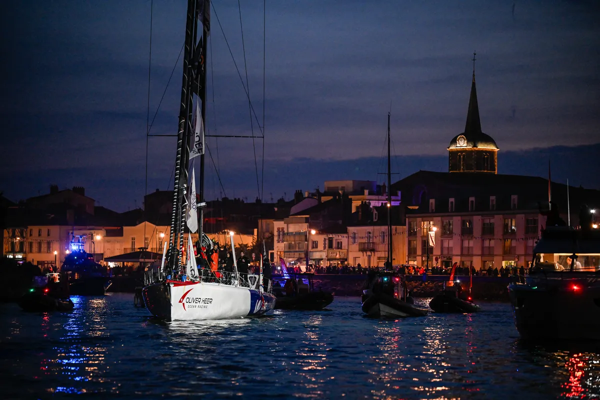 LES SABLES D'OLONNE, FRANCE - 17 FEVRIER 2025 : Tut Gut. Le skipper Oliver Heer (SUI) est photographié à la 29e place du Vendée Globe, le 17 février 2025 aux Sables d'Olonne, France - (Photo Jean-Louis Carli / Alea)