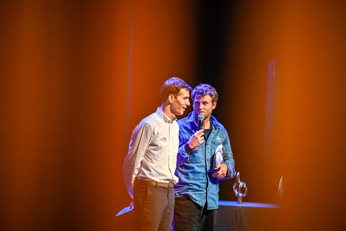 LES SABLES D'OLONNE, FRANCE - 10 MAI 2025 : Monnoyeur - DUO for a JOB le skipper Benjamin Ferré (FRA) est photographié lors de la cérémonie de remise des prix du Vendée Globe, le 10 mai 2025 aux Sables d'Olonne, France - (Photo by Jean-Louis Carli / Alea)
