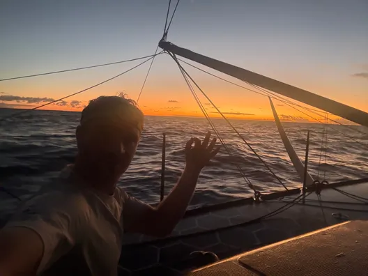 COURSE, 18 NOVEMBRE 2024 : Photo envoyée depuis le bateau GUYOT Environnement - Water Family lors de la course à la voile du Vendée Globe le 18 novembre 2024. (Photo du skipper Benjamin Dutreux)