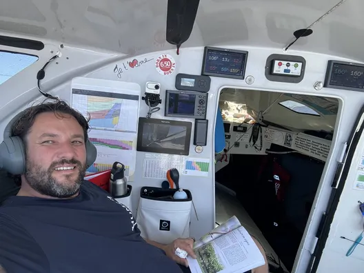 LE 27 NOVEMBRE 2024 : Photo envoyée depuis le bateau HUMAN Immobilier lors de la course à la voile du Vendée Globe le 27 novembre 2024. (Photo du skipper Antoine Cornic)