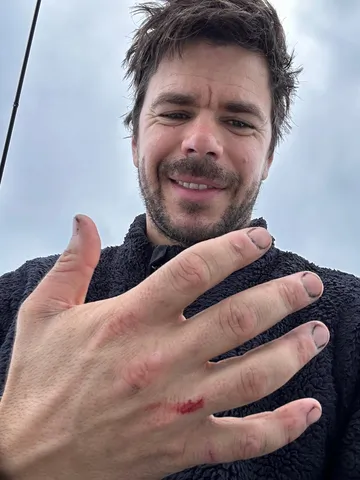 COURSE, 03 DÉCEMBRE 2024 : Photo envoyée depuis le bateau Groupe Dubreuil lors de la course à la voile du Vendée Globe le 03 décembre 2024. (Photo du skipper Sébastien Simon)