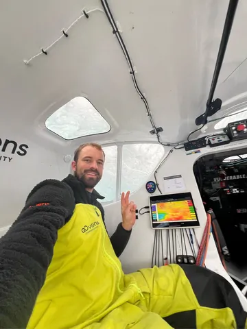 COURSE, 08 DÉCEMBRE 2024 : Photo envoyée depuis le bateau VULNERABLE SG lors de la course à la voile du Vendée Globe le 08 décembre 2024. (Photo du skipper Sam Goodchild)