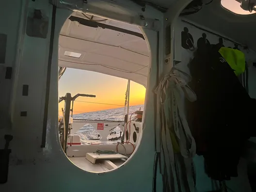 COURSE, 17 JANVIER 2025 : Photo envoyée depuis le bateau DeVenir lors de la course à la voile du Vendée Globe le 17 janvier 2025. (Photo du skipper Violette Dorange)