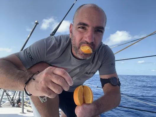 COURSE, 20 JANVIER 2025 : Photo envoyée depuis le bateau Groupe APICIL lors de la course à la voile du Vendée Globe le 20 janvier 2025. (Photo du skipper Damien Seguin)