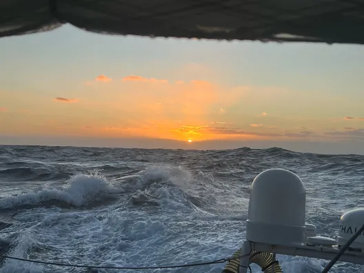 COURSE, 23 JANVIER 2025 : Photo envoyée depuis le bateau VULNERABLE SG lors de la course à la voile du Vendée Globe le 23 janvier 2025. (Photo du skipper Sam Goodchild)