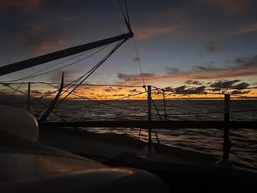 COURSE, 28 JANVIER 2025 : Photo envoyée depuis le bateau Prysmian lors de la course à la voile du Vendée Globe le 28 janvier 2025. (Photo du skipper Giancarlo Pedote) Coucher de soleil