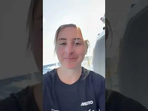Violette ne fait pas ce tour du monde en solitaire | Vendée Globe 2024