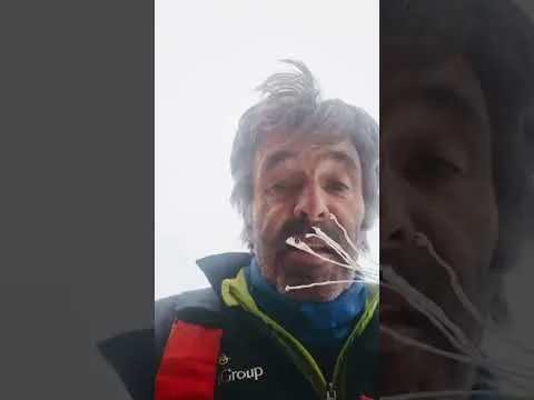 Rupture de l’œil épissé de la drisse de grand-voile | Vendée Globe 2024