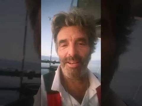 C'est pas simple en mer pour Denis Van Weynbergh | Vendée Globe 2024