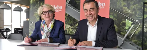 signature contrat de partenariat