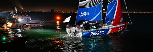 LES SABLES D'OLONNE, FRANCE - 15 JANVIER 2025 : Le skipper de PAPREC ARKÉA Yoann Richomme (FRA) est photographié après sa deuxième place dans le Vendée Globe 2024, le 15 janvier 2025 aux Sables d'Olonne, France. (Photo Jean-Louis Carli / Alea)