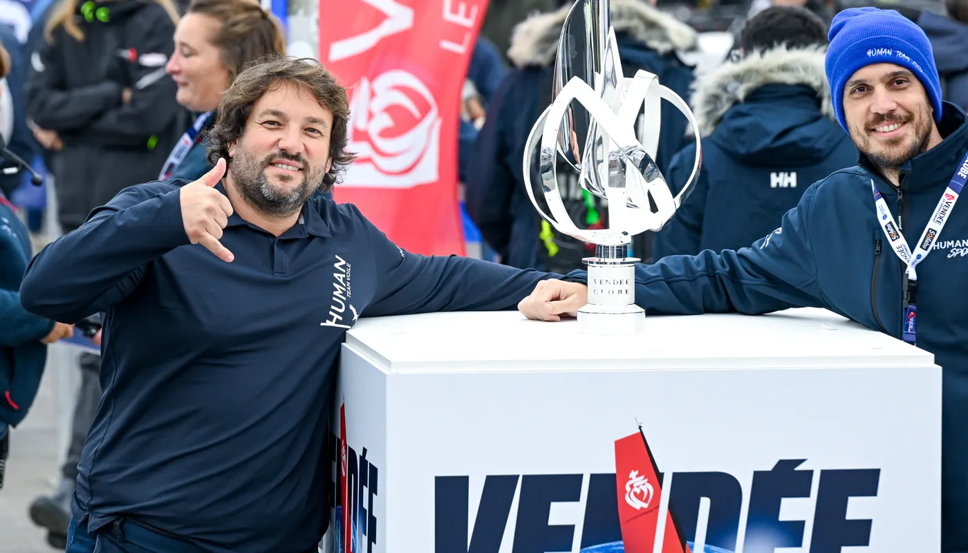 LES SABLES D'OLONNE, FRANCE - 10 NOVEMBRE 2024 : Les 40 concurrents IMOCA sont photographiés avant la ligne de départ de la 10e édition du Vendée Globe, le 10 novembre 2024 aux Sables d'Olonne, France. (Photo par Olivier Blanchet / Alea)