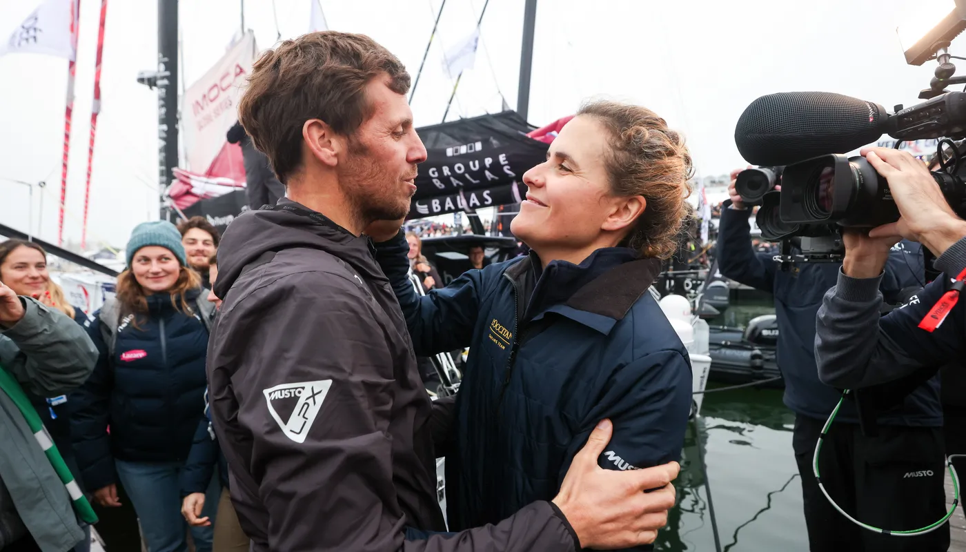 LES SABLES D'OLONNE, FRANCE - 10 NOVEMBRE 2024 : Les 40 concurrents IMOCA sont photographiés avant la ligne de départ de la 10e édition du Vendée Globe, le 10 novembre 2024 aux Sables d'Olonne, France. (Photo par Jean-Marie Liot / Alea)