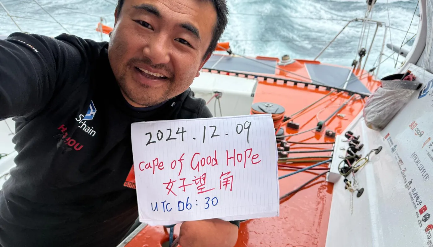COURSE, 09 DÉCEMBRE 2024 : Photo envoyée depuis le bateau Singchain Team Haikou lors de la course à la voile du Vendée Globe le 09 décembre 2024. (Photo du skipper Jingkun Xu) Cap de Bonne Espérance