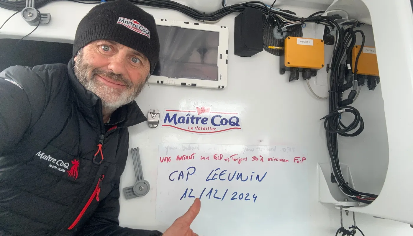 COURSE, 12 DÉCEMBRE 2024 : Photo envoyée depuis le bateau Maître CoQ V lors de la course à la voile du Vendée Globe le 12 décembre 2024. (Photo du skipper Yannick Bestaven) Cap Leeuwin