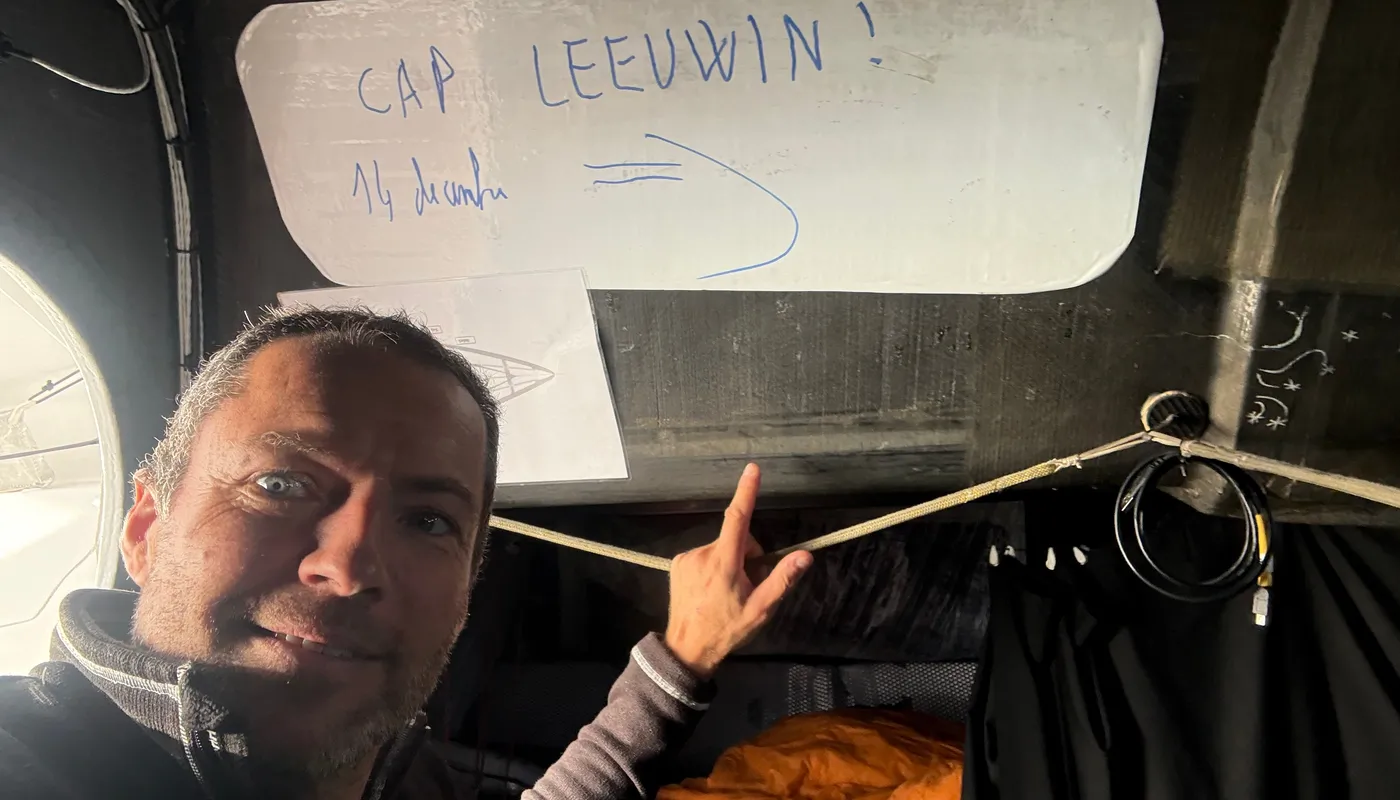 COURSE, 14 DÉCEMBRE 2024 : Photo envoyée depuis le bateau Fortinet - Best Western lors de la course à la voile du Vendée Globe le 14 décembre 2024. (Photo du skipper Romain Attanasio) Cap Leeuwin